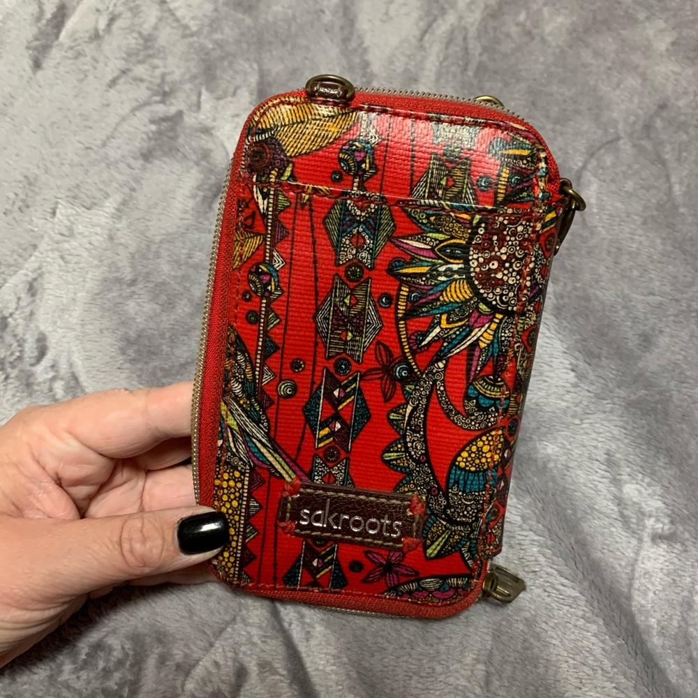 Sakroots wallet/wristlet ❤️ - Picture 2 of 5